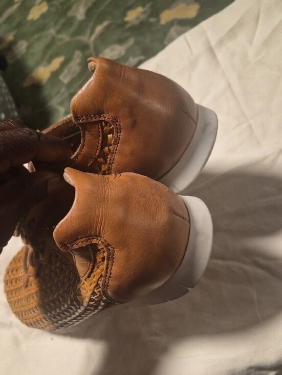 Men\'s Woven Leather Lace-Up Shoes in Tan main image 10